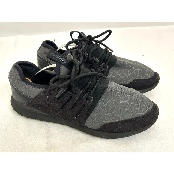 Adidas Men's Tubular Radial 'Core Black Crystal Gray' Sneakers Size 6.5