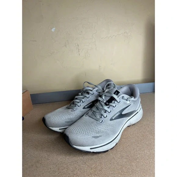 Brooks Ghost 15 Mens Running Shoes Grey Black 1103931D098 Size 8.5 Medium D