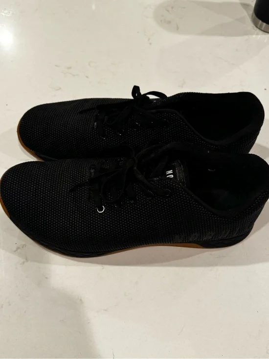 NOBULL Men's Black Athletic Knit Lace-Up Shoes with Gum Sole