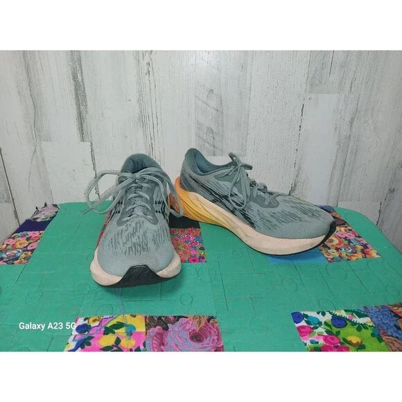 ASICS Novablast 3 US Size 11.5 10118458 Ocean Haze