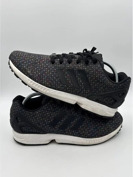 Size 10.5 - Adidas ZX Flux Black - AQ4023