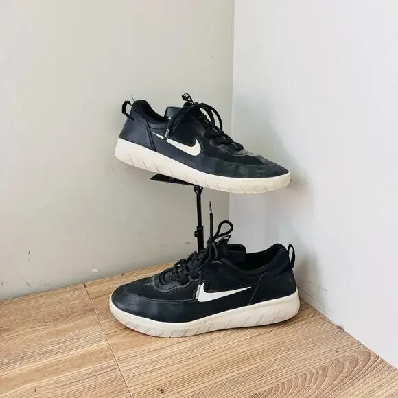 Nike SB Nyjah Free 2 Black And White Men’s Size 8