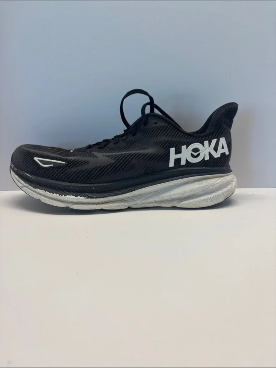 Hoka Men's Black and White Performance Running Shoe size 11