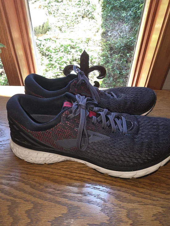 Brooks  Mens Ghost 11  Navy And Red Running Shoes Sz 10
