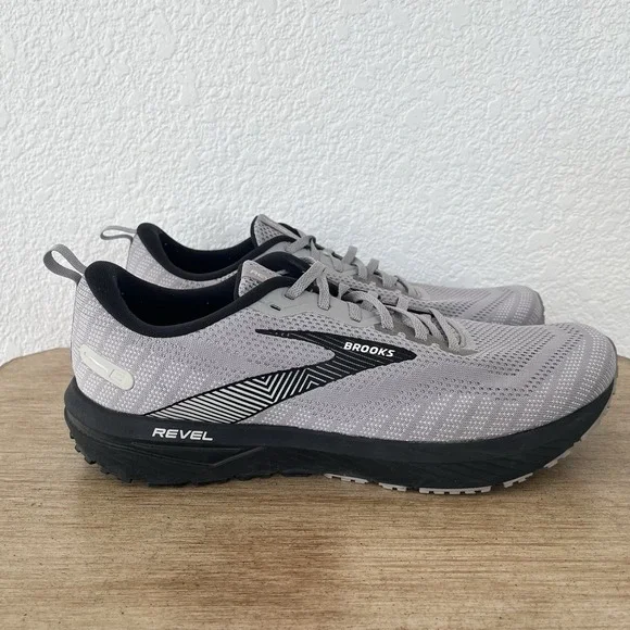 Brooks Revel 6 Athletic Shoes Mens Size 13 Alloy Oyster 1103981D089