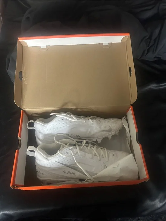 Nike Alpha Men’s Athletic Shoes White
