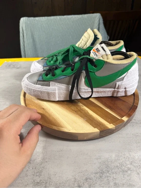 Nike Blazer Low Sacai Medium Gray Green White Sneakers Size 9 . NO INSOLES