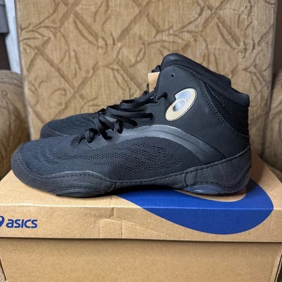 Asics Split Elite Men’s 9.5 Wrestling shoes Black Athletic sneakers 1081A050‎