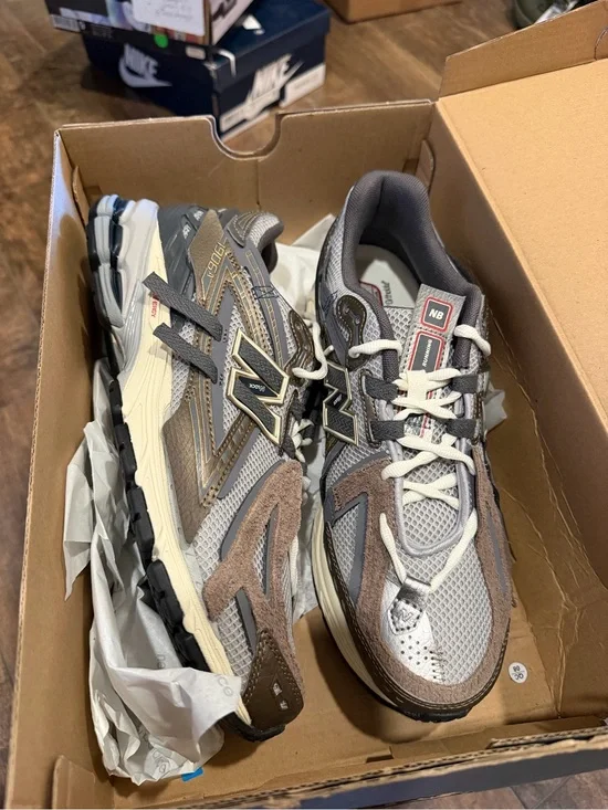 New Balance Men's Gray and Brown 2002R Athletic Sneakers