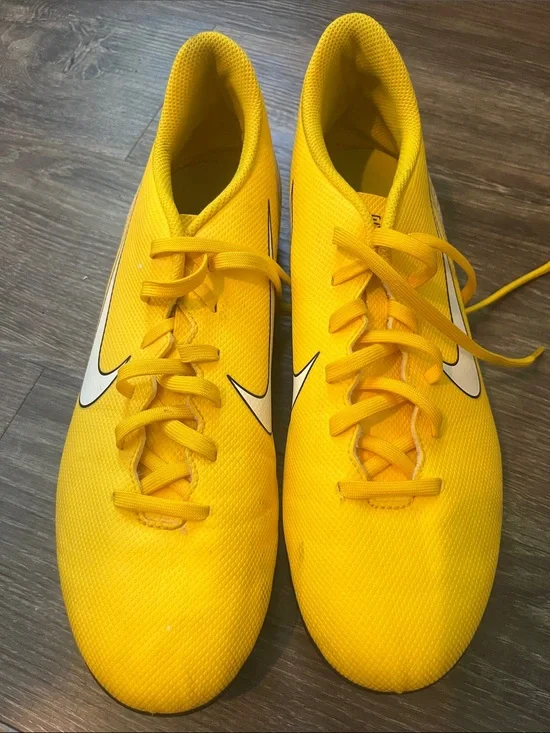 Nike Vapor 12 Academy Neymar Jr FG/MG Mens Sz 10 Yellow Soccer Cleats AO3131-710