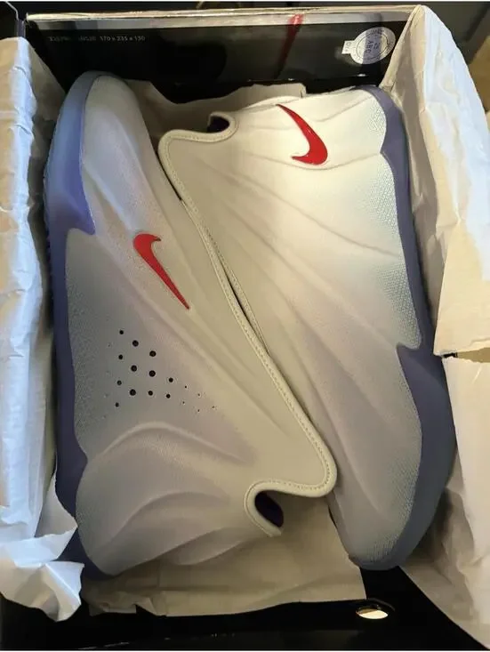 Size 12 - Nike GT Future Swooshman