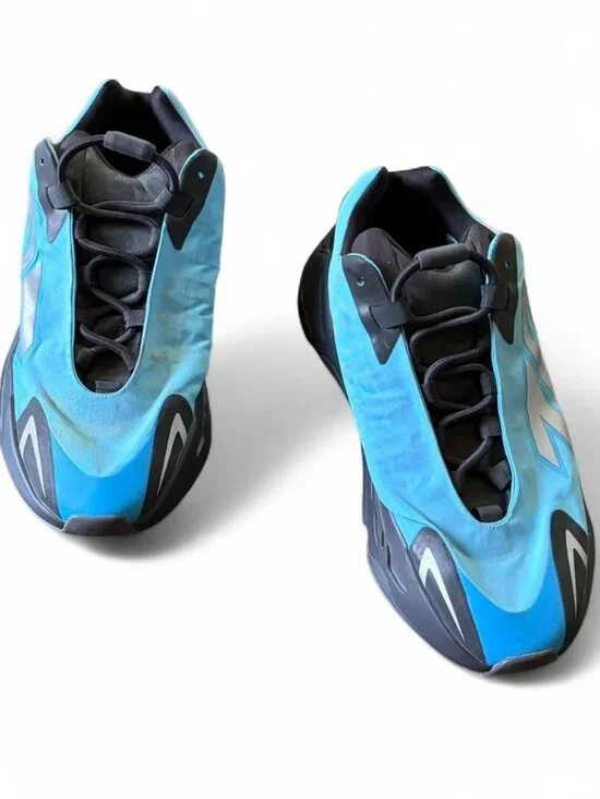 Yeezy 700 V3 Blue & Black Sneakers with Gray Accents  Size 9  Stain see photo. M