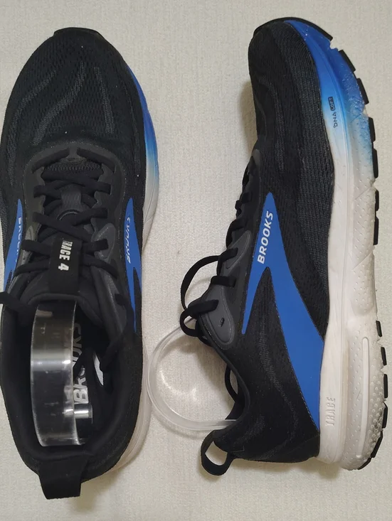 Brooks Men's Trace 4 Running Shoes - Black/Cobalt Blue. Size 10.5