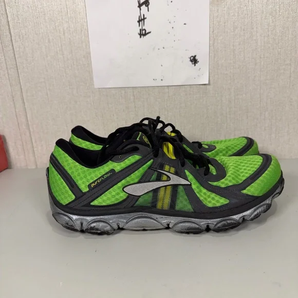 Brooks Trail Shoes, Racing Flats, and Barefoot-Style Shoes Men Size 11‎