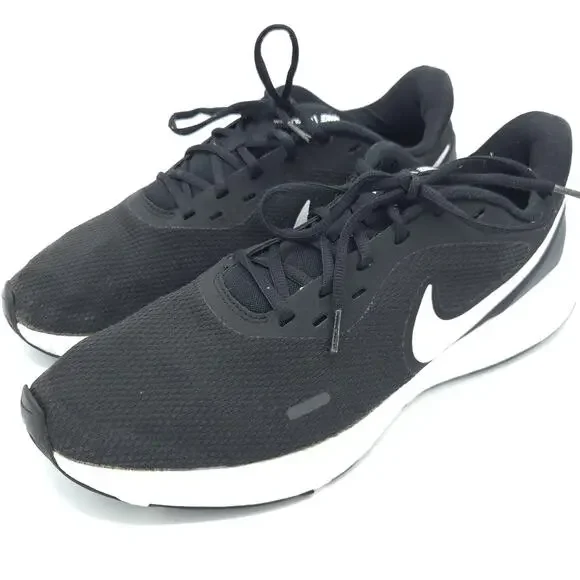 Nike Revolution 5 running Men's Size 13 BQ3204-002 Black White