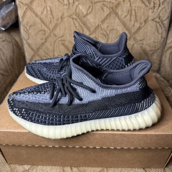 Adidas Yeezy‎ Boost 350 V2 Shoes Sneakers Mens Size 7 Black Gray Carbon FZ5000