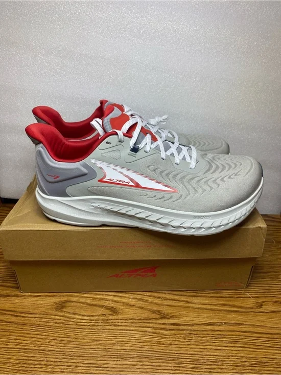 Altra Torin 7 Gray Red Men’s Size 12 Athletic Running Walking Shoes Sneakers New