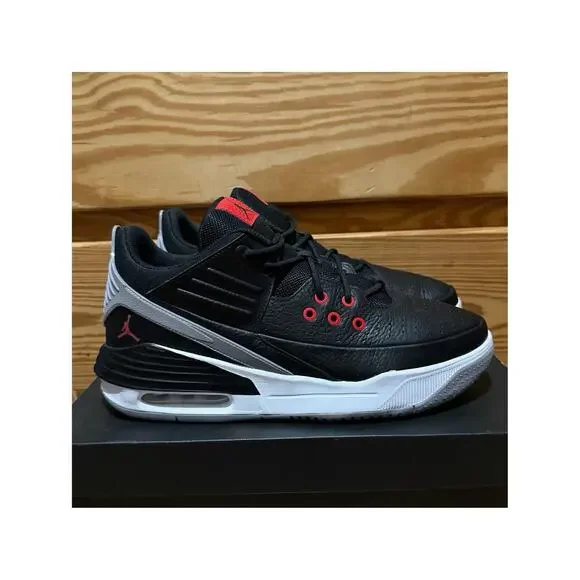 Jordan Max Aura 5 Black University Red Black Cement DZ4353-061 Size 11.5