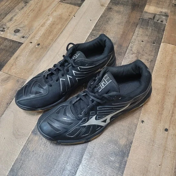 Mizuno Volleyball Women Indoor‎ Court Sneakers Athletic Black Silver Size 10