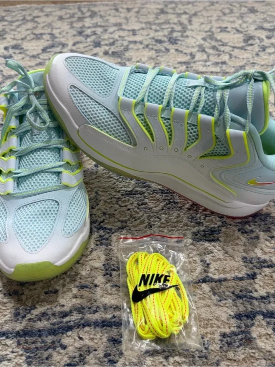 KD18 “Gifted” Size 11
