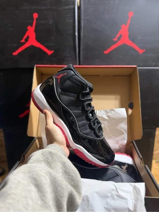 Nike Air Jordan 11 Retro Low - Bred