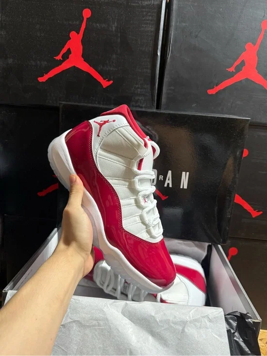 Air Jordan 11 Retro “Cherry”