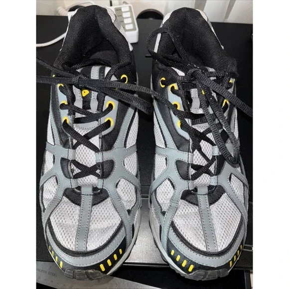Vintage Fila All‎ Terrain Sneakers Hiking Trails Sz 9 Yellow Highlights (3843)