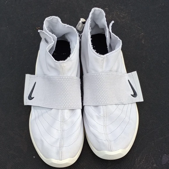Nike White Athletic Slip-Ons with Strap‎