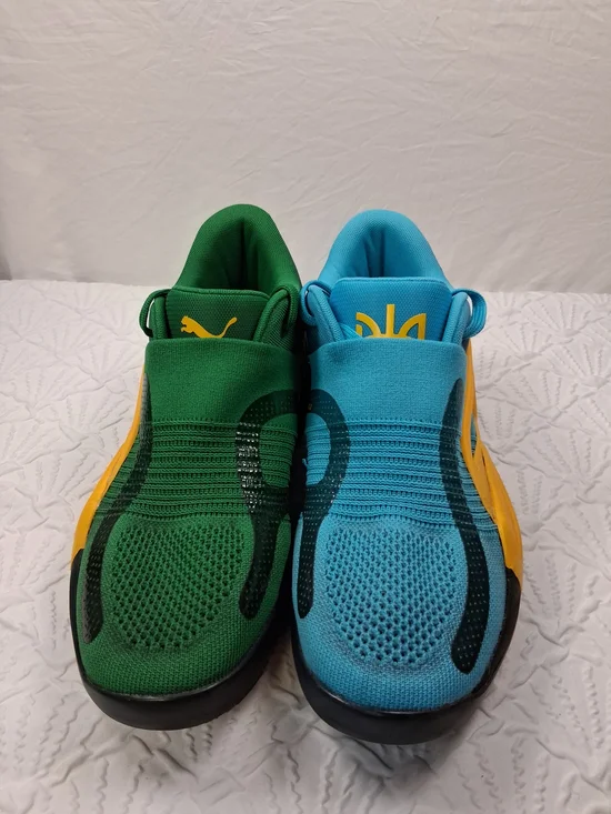 Puma Mens  Lightweight Slip-On Sneakers in Green & Blue