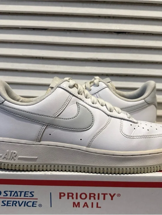 Nike Air Force 1 Low ‘07 White Pure Platinum Men’s Size 8 / W 9.5 DC2911-100