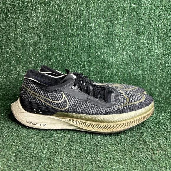 Nike ZoomX Streakfly Road Racing Athletic Sneaker Black Gold Grain Mens Size 10