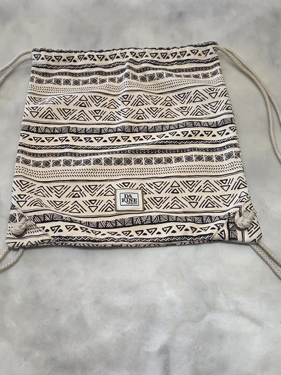 Dakine Cream & Black Aztec-Pattern Drawstring Bag
