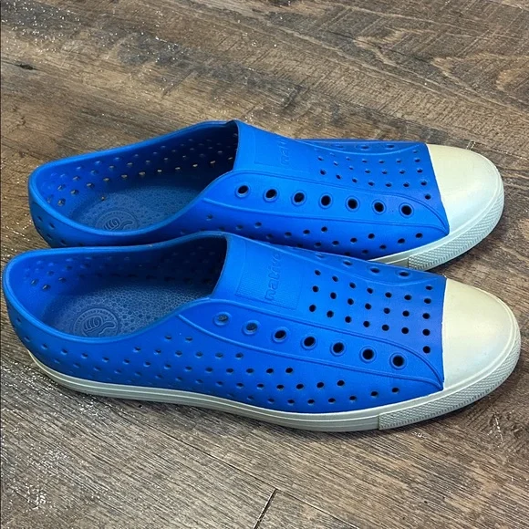 Native Jefferson Blue Perforated Slip-On ‎ Cream Rubber Toe Cap Size Men’s 11