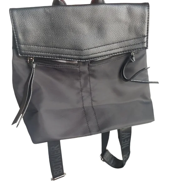 BOTKIER New‎ York black backpack purse