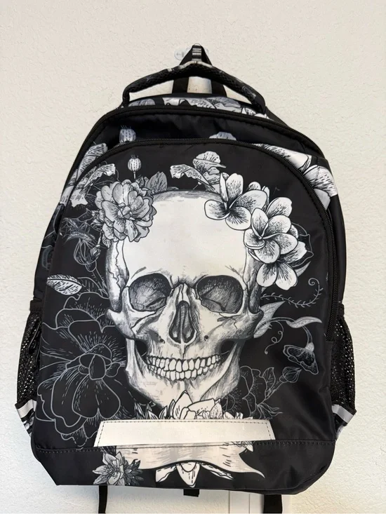 Black Skull & Floral Print Backpack