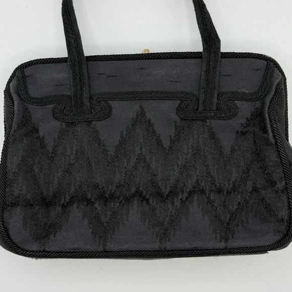 Vtg Cesare Piccini Black Bag Embroidered Motif Push Lock Made in Italy‎ *read