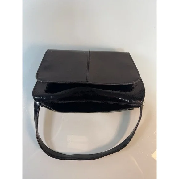 Liz Claiborne Black Patent Leather Flap Shoulder Bag Classic Evening Purse‎