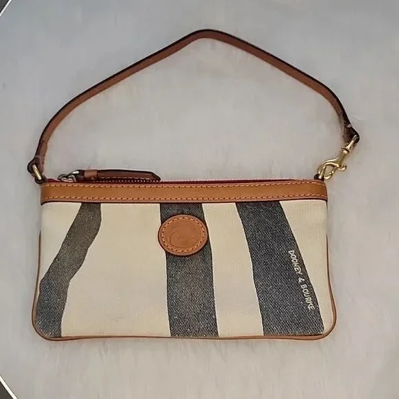 DOONEY & BOURKE Zebra Print Canvas Natural Leather‎ Boho Preppy Wallet Wristlet