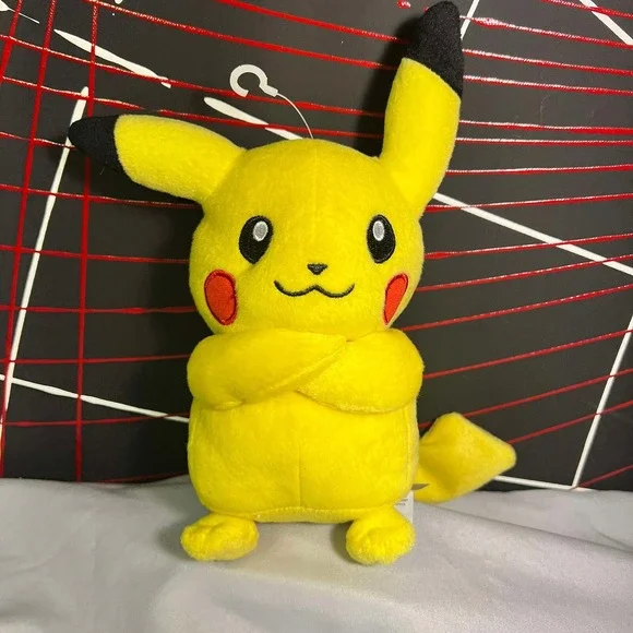 Pokemon Pikachu Yellow Tomy Nintedo‎ Plush Stuffed Animal 2018 9