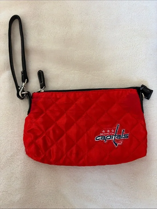 Washington capitals Red Quilted Wristlet Bag