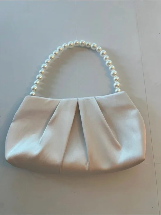 Elegant Pearl-Handle White Satin Evening Bag