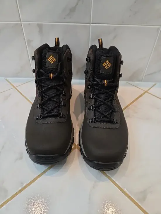 Columbia Newton Ridge Plus II Boot Men’s 11.5 Cordovan Squash Hiking Waterproof