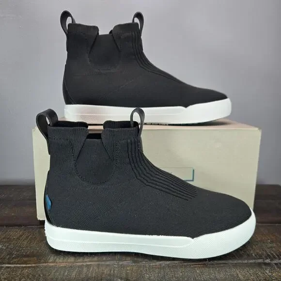 NEW Vessi Weekend Chelsea Mens Size 12 Waterproof Shoes Boots Asphalt Black