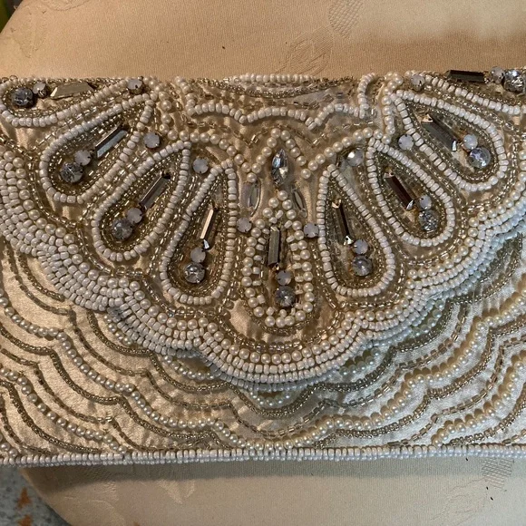 Beaded Ivory Pearl Clutch Wristlet - Elegant Evening Bag