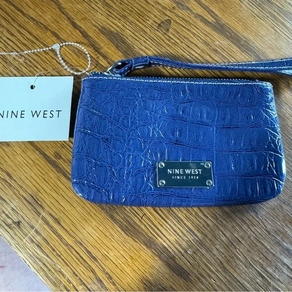 Nine West Blue crocodile faux patent leather Wristlet NWT