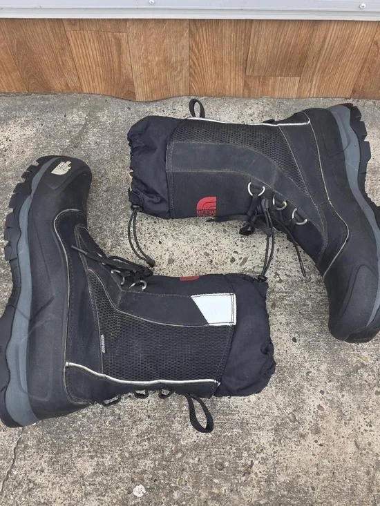 The North Face Men's Snow Boots Size 13