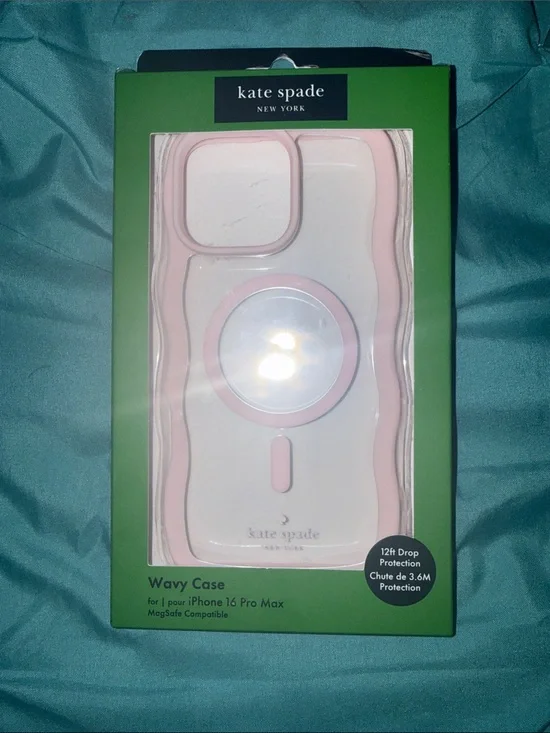 kate spade Pink Trim White Wavy MagSafe Case for iPhone 16 Pro Max