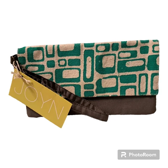 Joyn Canvas Wristlet