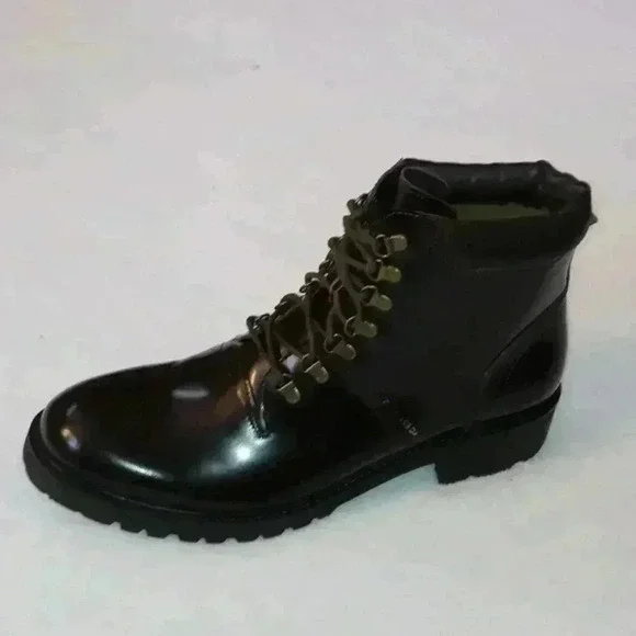French connection 11.5 boots nwob