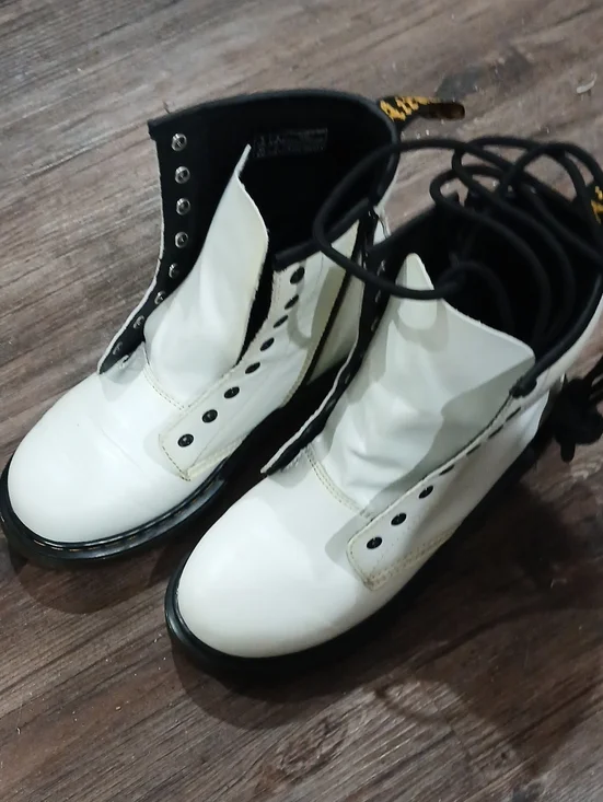 White Leather Lace-Up Men’s Boots